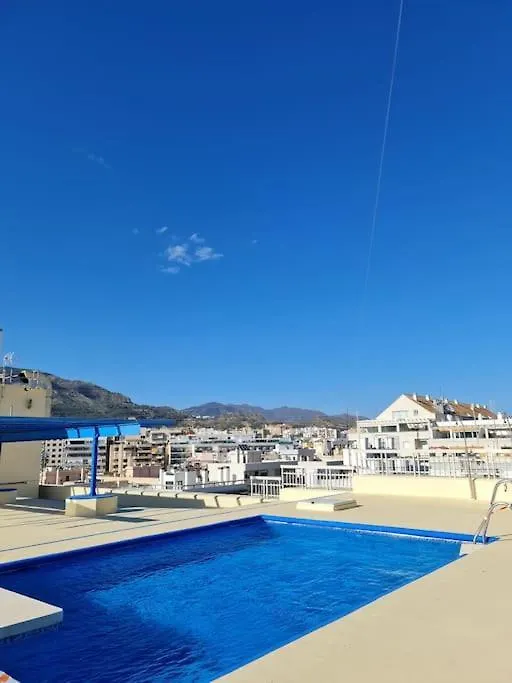 Frontline Apartment With Sea Views And Rooftop Pool 마르베야
