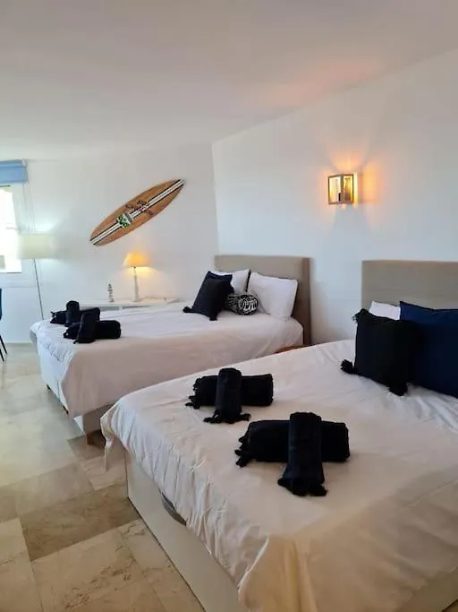 Frontline Apartment With Sea Views And Rooftop Pool Marbella